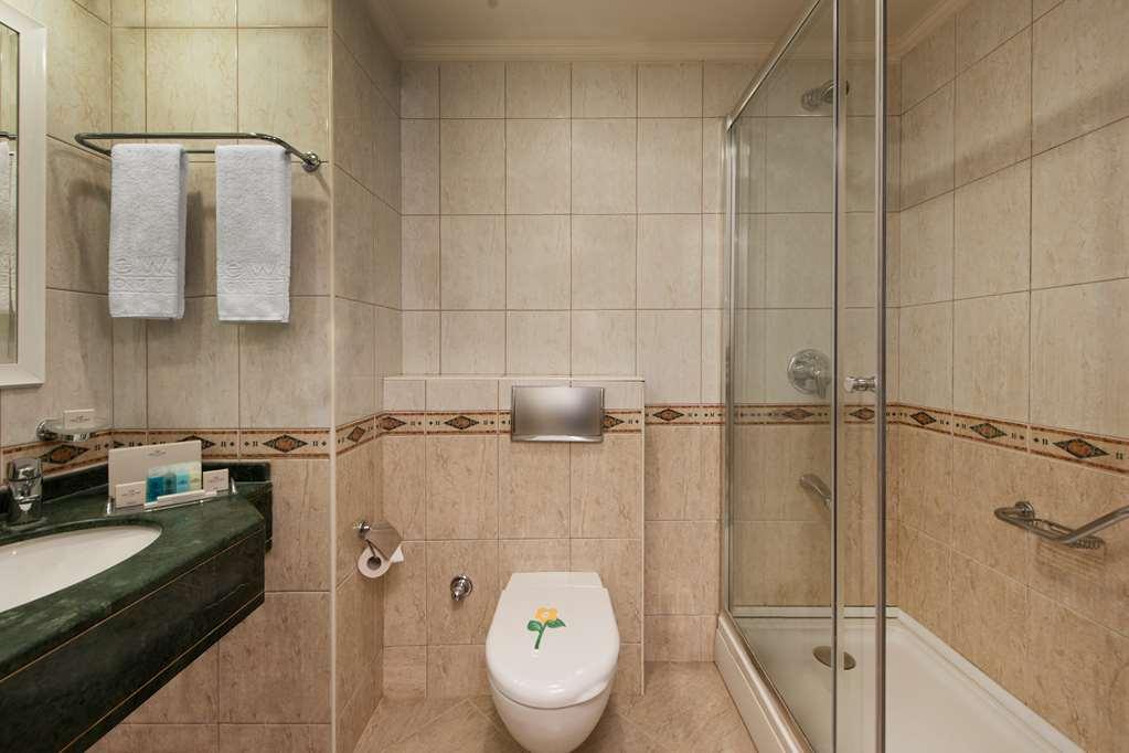 Elite World Prestige Hotel *